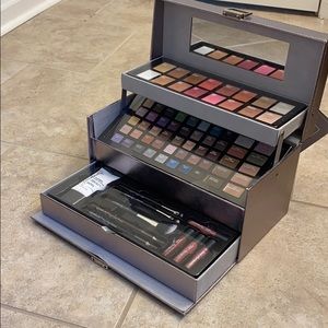 Ulta Beauty 76 Piece Make-up Kit
